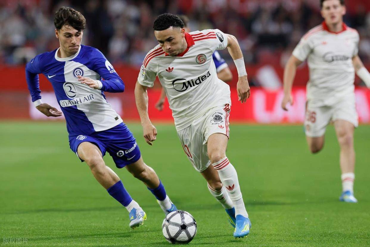 随着马竞1-2,巴塞罗那4-1,西甲最新积分榜出炉